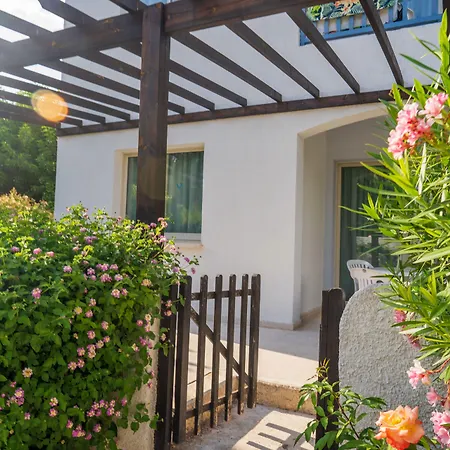 Apartment Gardens Paphos